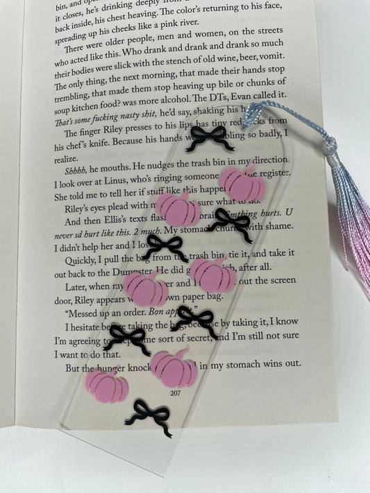 Halloween pumpkin bookmark