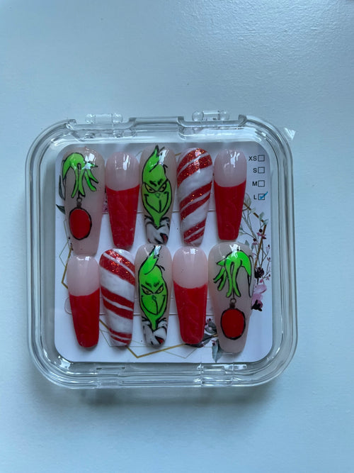 grinch inspired press on nails
